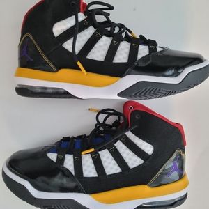 Nike Jordan Max Aura Shoes Sneakers Runners